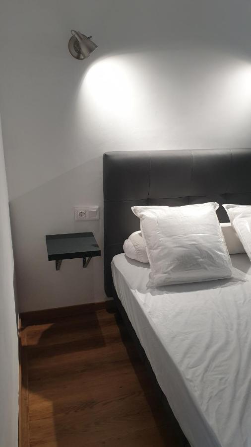 Les Vagues Au Balcon Apartment Empuriabrava Exterior photo